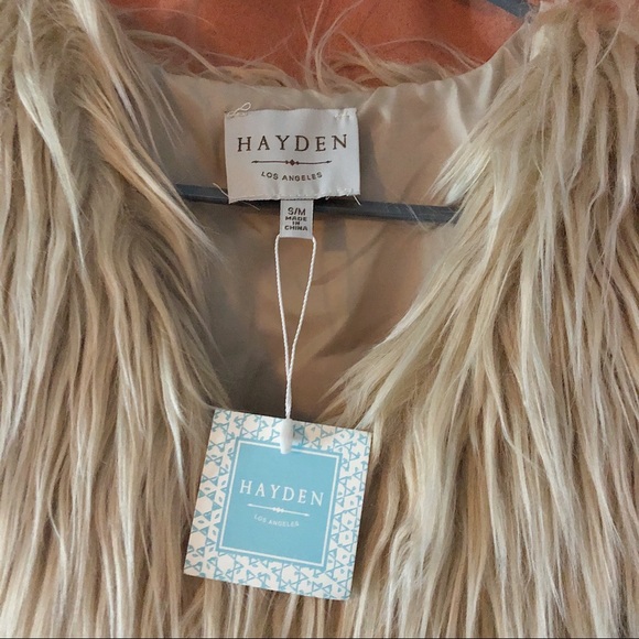 Vest - Picture 4 of 4